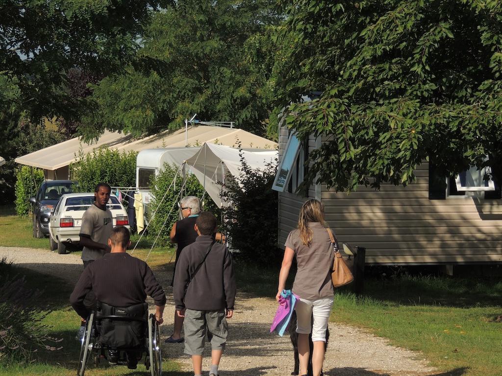 Camping L'Arada Parc Hotel Sonzay Exterior foto