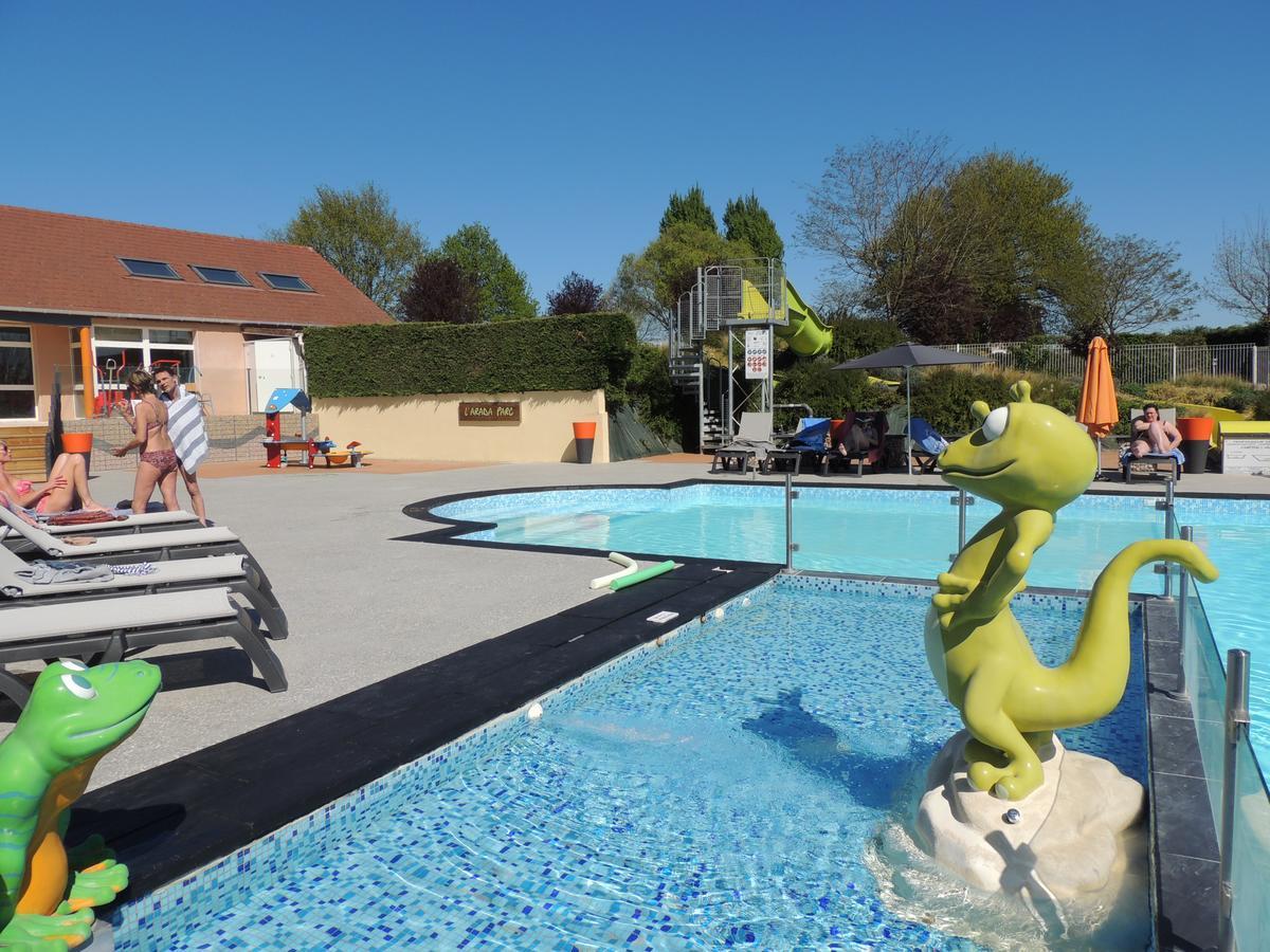 Camping L'Arada Parc Hotel Sonzay Exterior foto